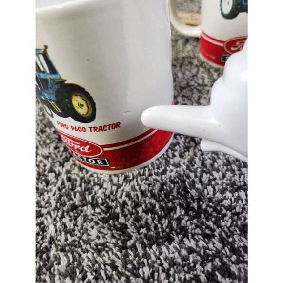 Ford Tractor Pair Coffee Cups, Ford 9600 Tractor and Ford 5000 Series Tractor - Picture 6 of 8